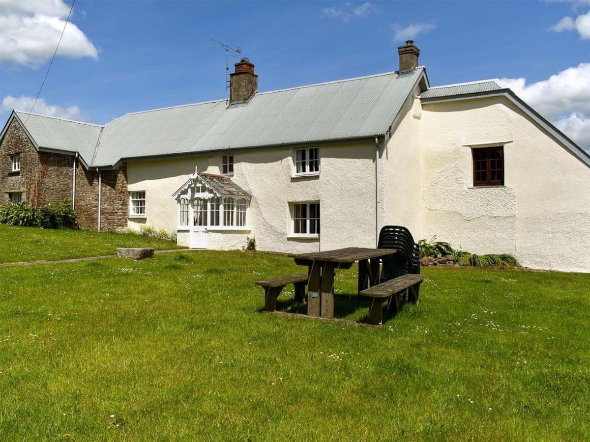 Well Farm Cottages North Tamerton Bagian luar foto